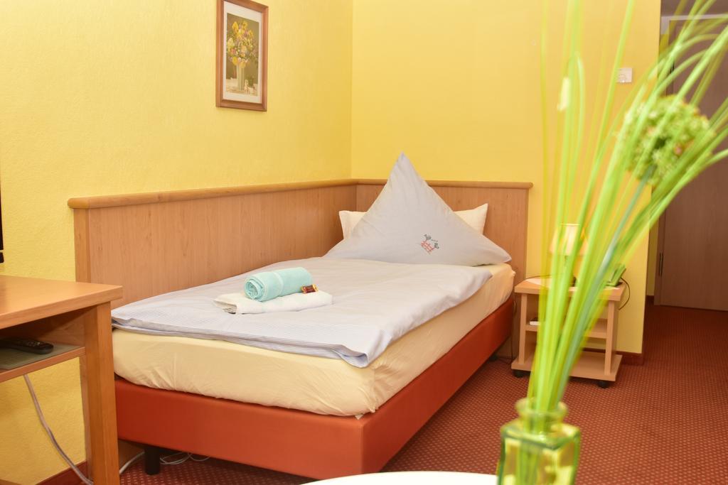 Landhotel Zur Guten Einkehr Grubschütz Dış mekan fotoğraf